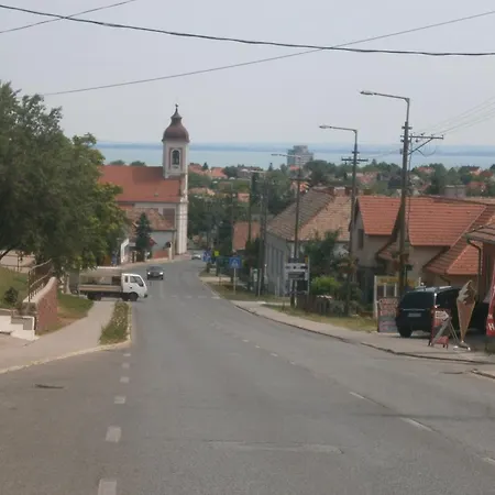 Diofa Nyaralo Feriehus *
